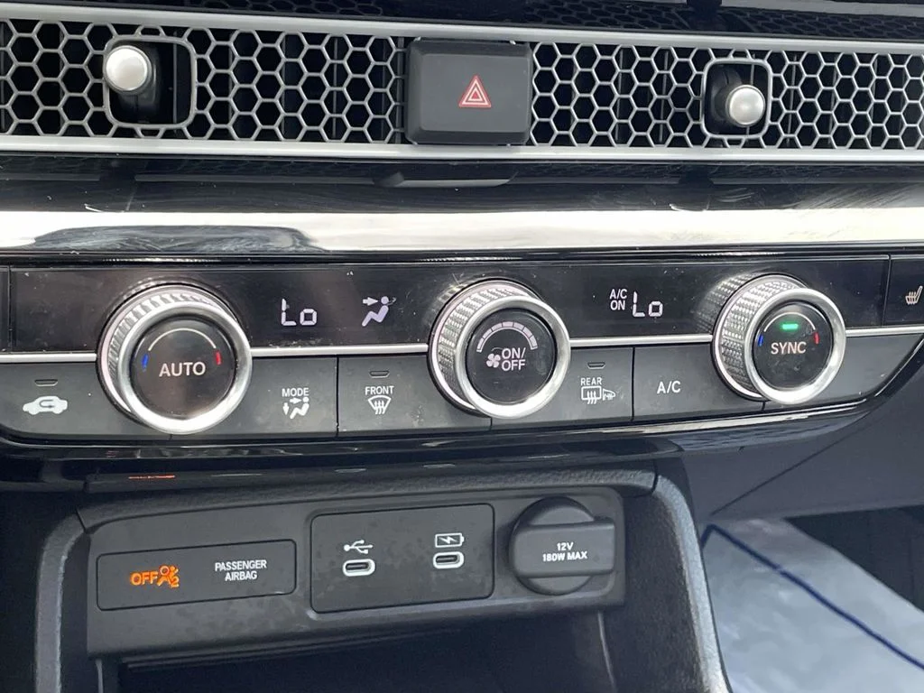 Certified Used 2025  Honda Sport image 39