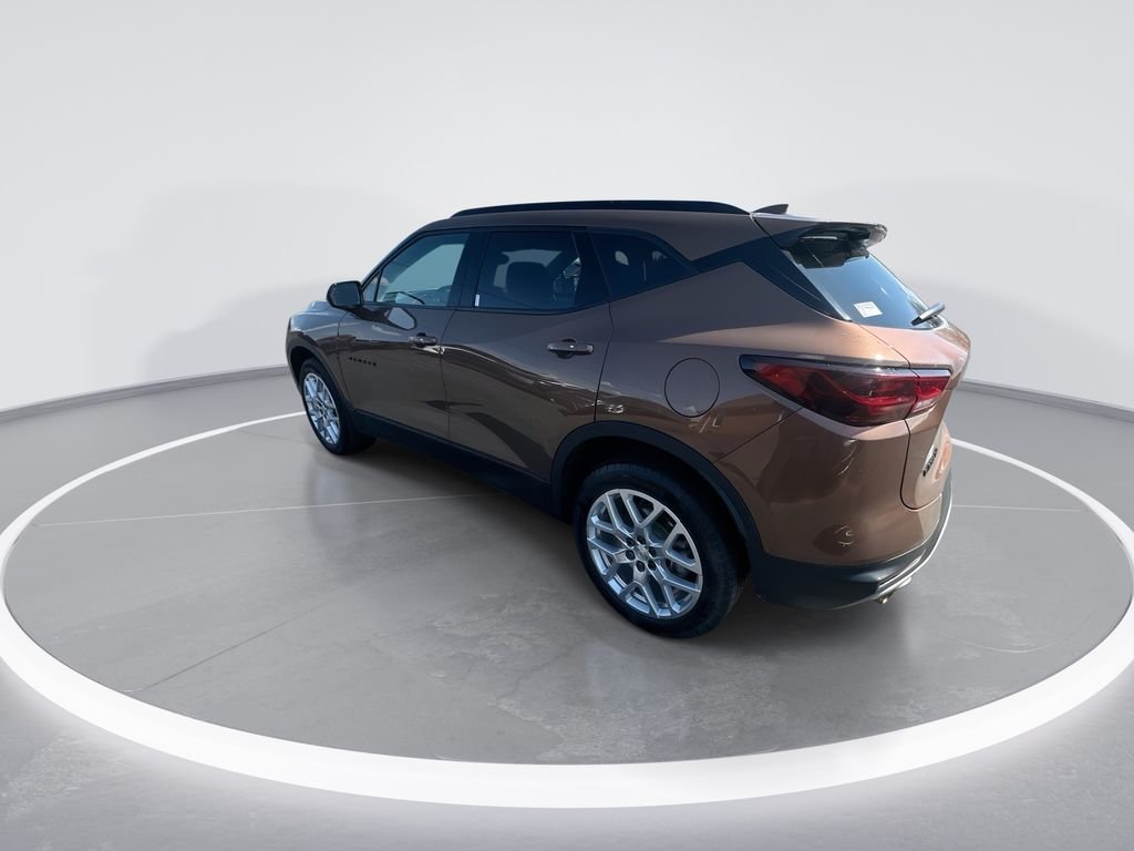 Used 2023 Brown Chevrolet LT image 6