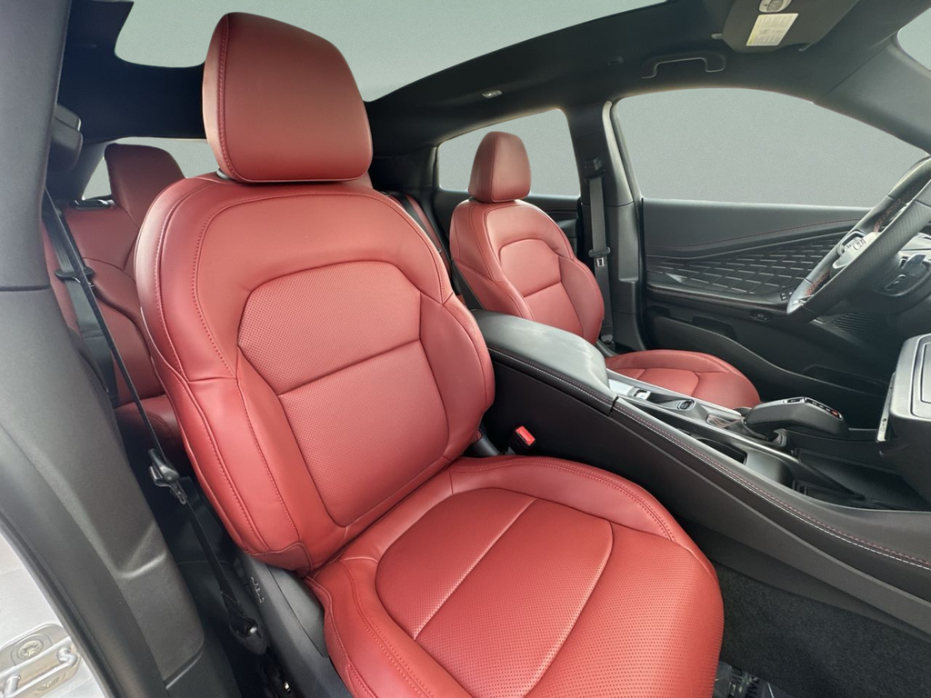 New 2026 White Knuckle Dodge R/T Plus image 41