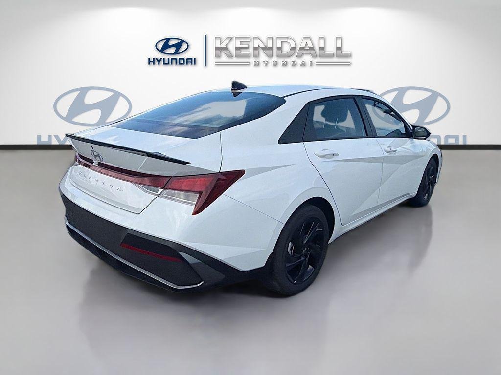 New 2026 Serenity White Hyundai SEL Sport image 6