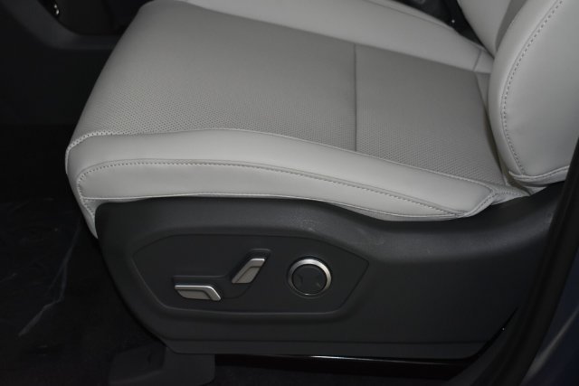 New 2027 Blue Hyundai SEL image 15
