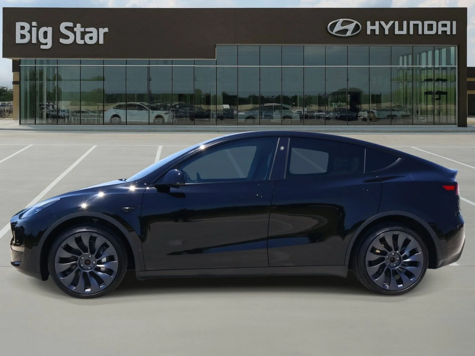 Used 2023 Tesla Model Y Long Range with VIN 7SAYGDEE6PA207160 for sale in Friendswood, TX