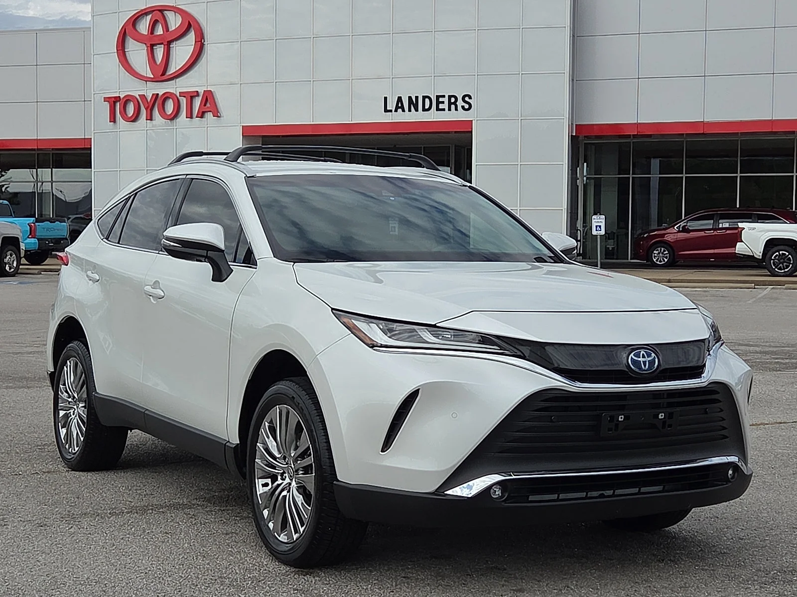 2024 Toyota Venza XLE