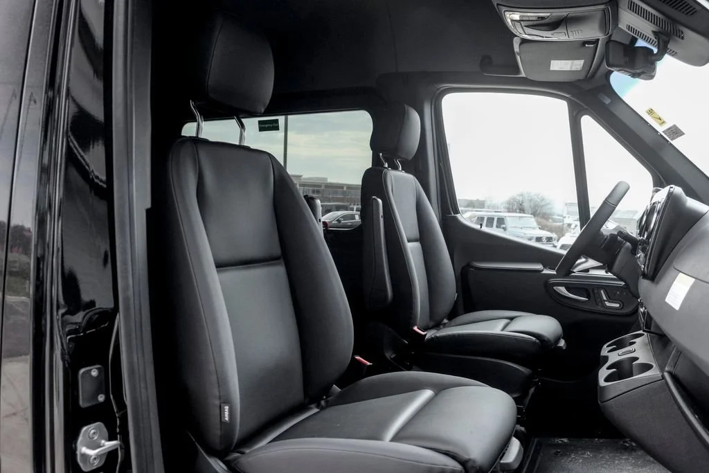 New 2026 Obsidian Black Metallic Mercedes-Benz  image 25