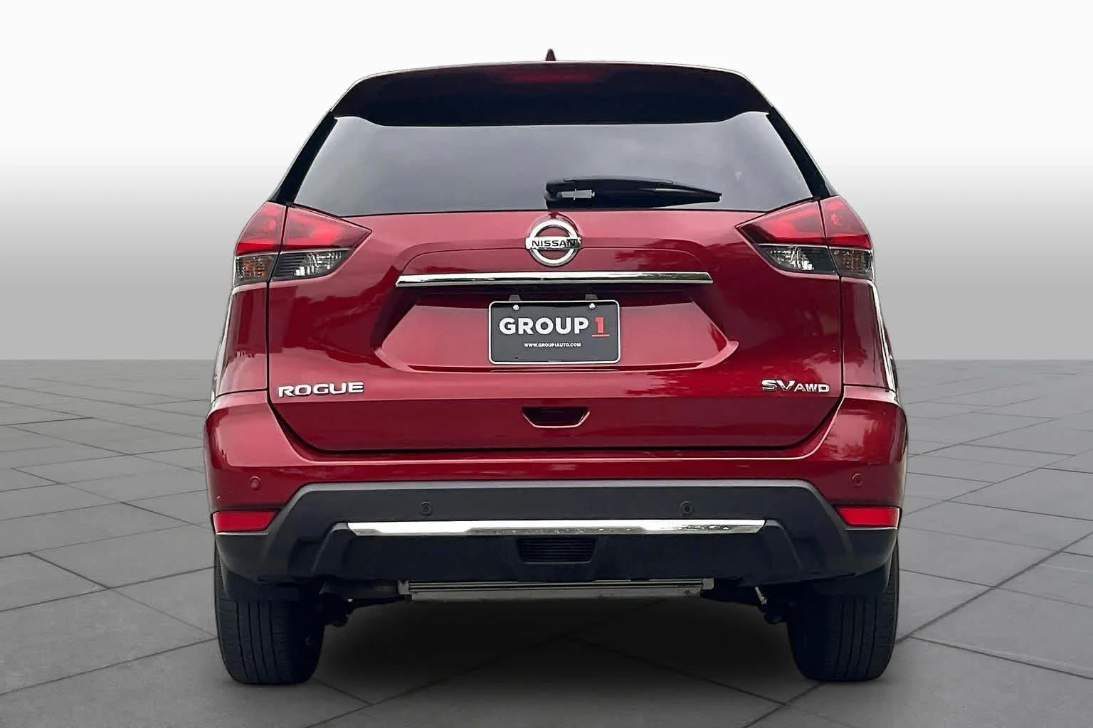 Used 2020 Scarlet Ember Tintcoat Nissan SV image 4