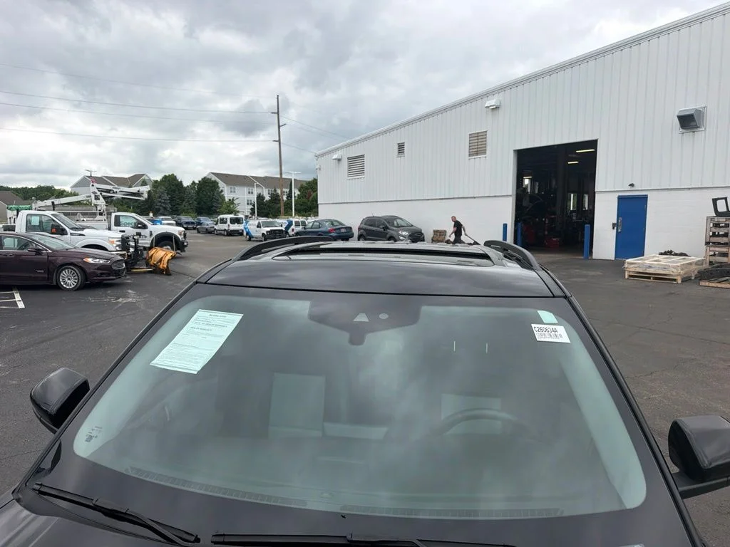 Used 2023 Black Ford XLT image 13