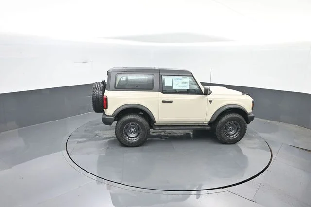 Used 2025 Desert Sand Ford Base image 21