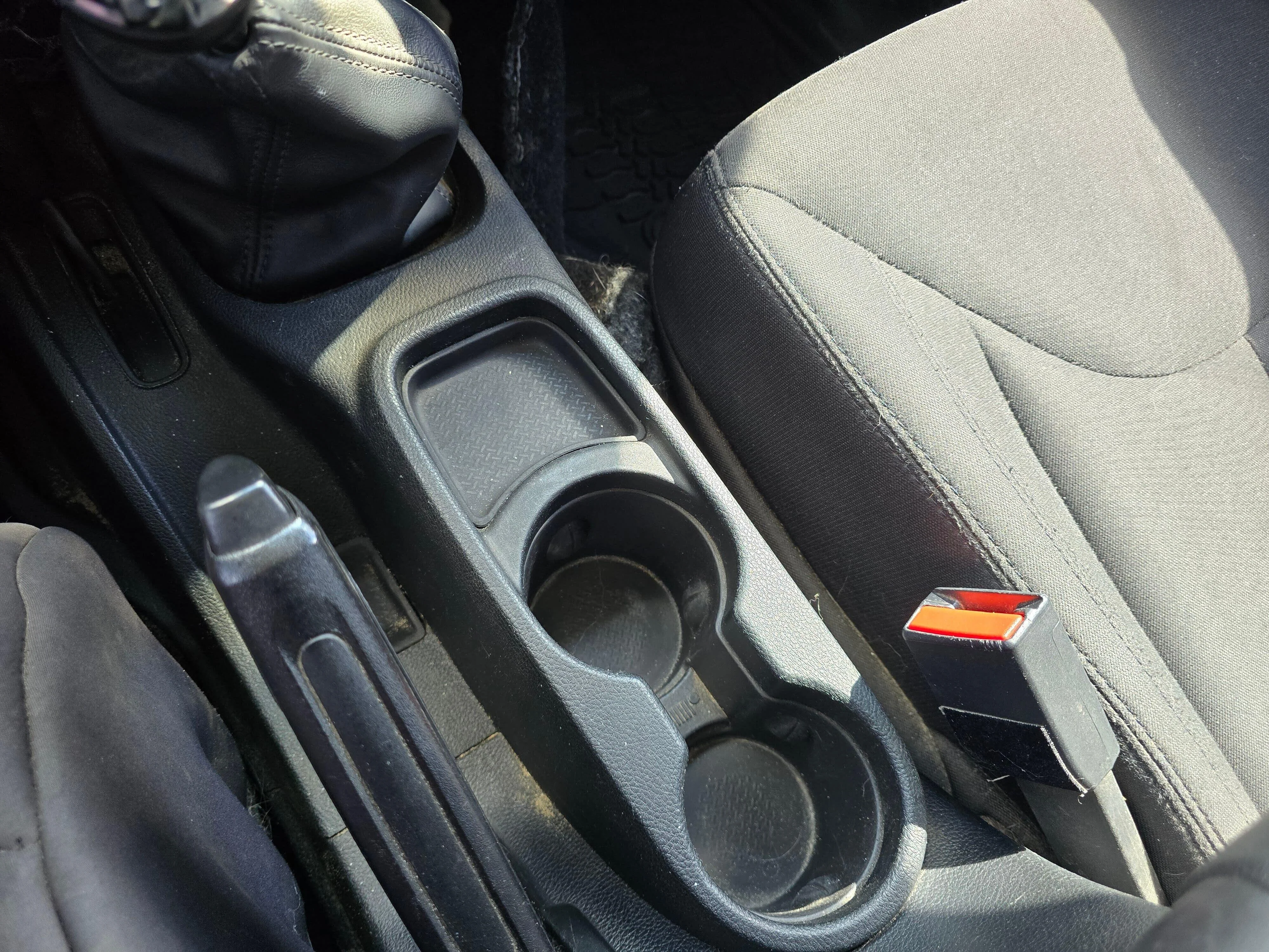 Used 2018 Black Clearcoat Jeep Sport image 17
