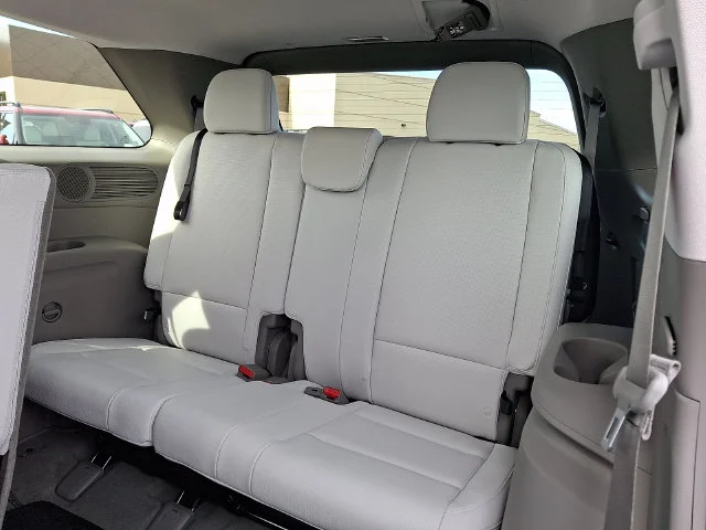 New 2027 White Hyundai SEL image 7