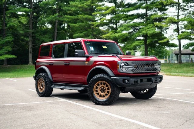 New 2025 Red LFP Custom Badlands image 2