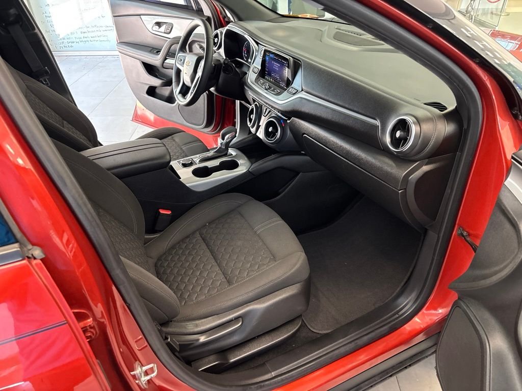 Used 2021 Red Chevrolet LT image 39