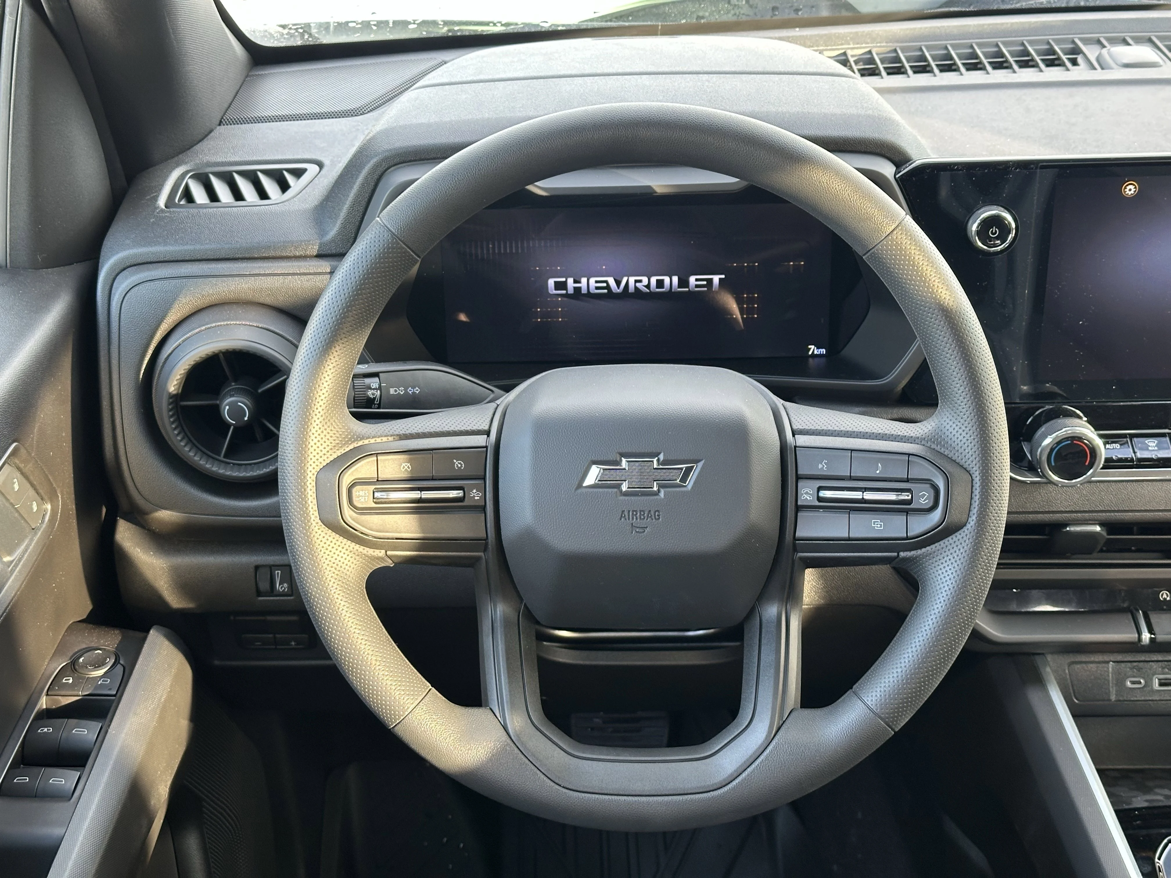New 2026 Summit White Chevrolet 4WD Trail Boss image 14