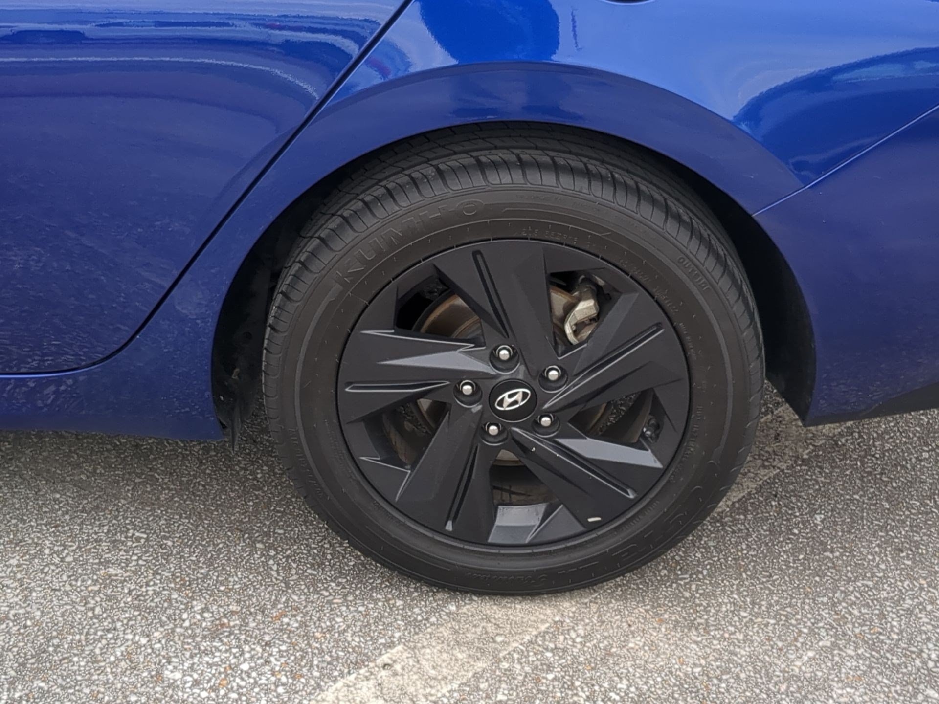 Used 2023 Intense Blue Hyundai SEL image 11