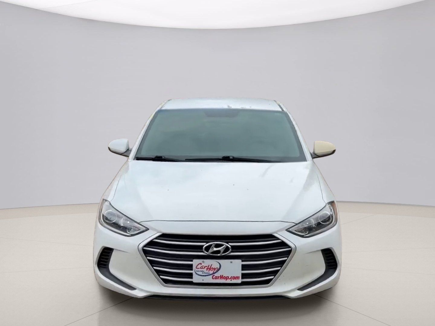 Used 2018 White Hyundai  image 8
