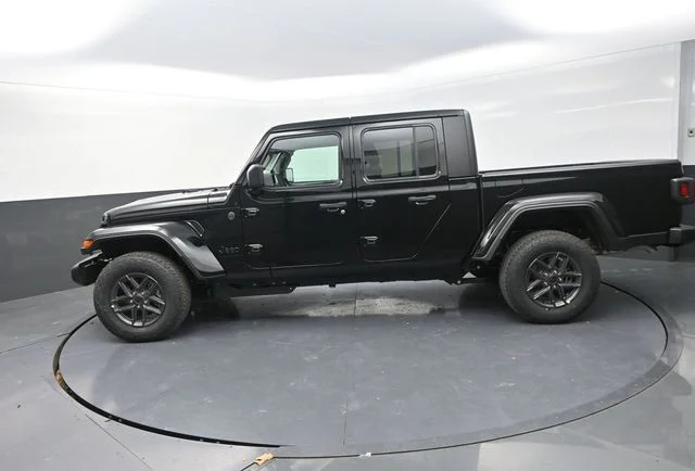 New 2026 Black Clear-Coat Exterior Paint Jeep Sport S image 7