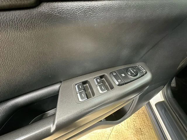 Used 2017 White Kia EX image 16