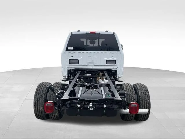 New 2026 Oxford White Ford F-350® XL image 9