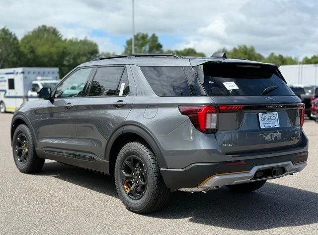 New 2026 Gray Ford Tremor image 9