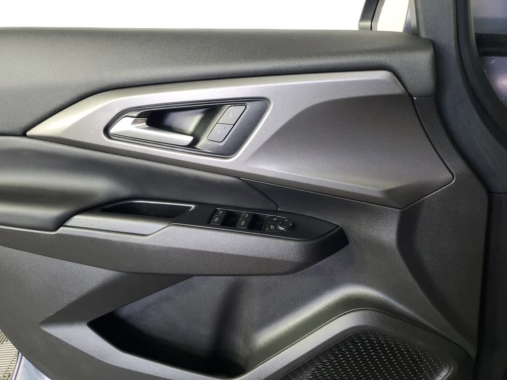 Used 2026 Gray Chevrolet LT image 26