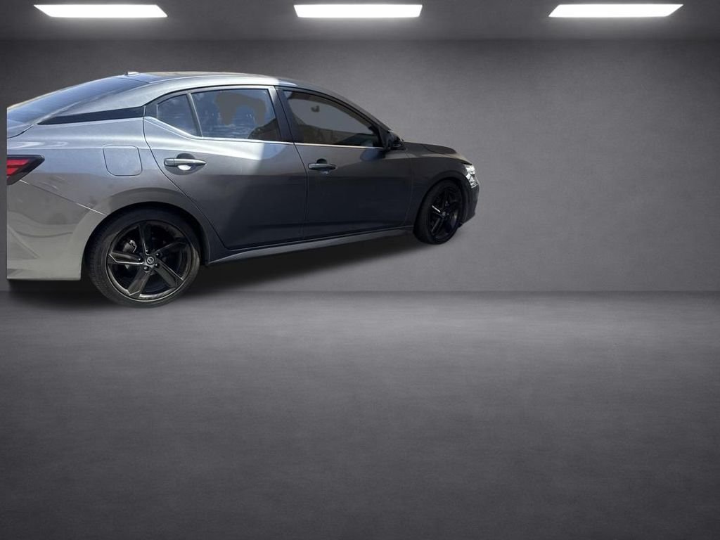 Used 2023 Gray Nissan SR image 18
