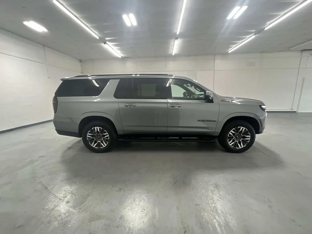 Used 2025 Sterling Gray Metallic Chevrolet Z71 image 2