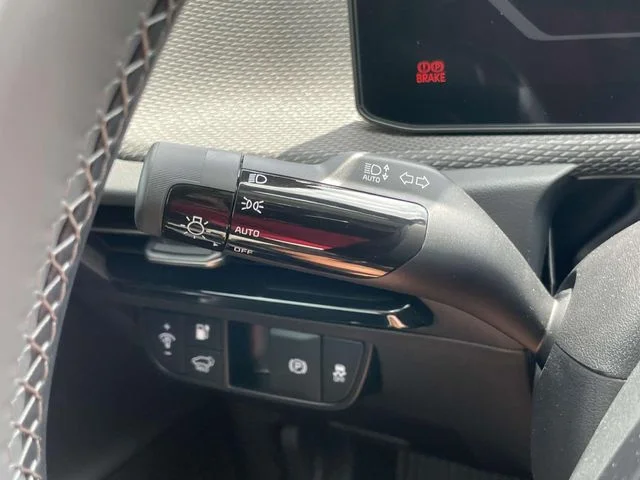 New 2026 Gray Kia Wind image 30