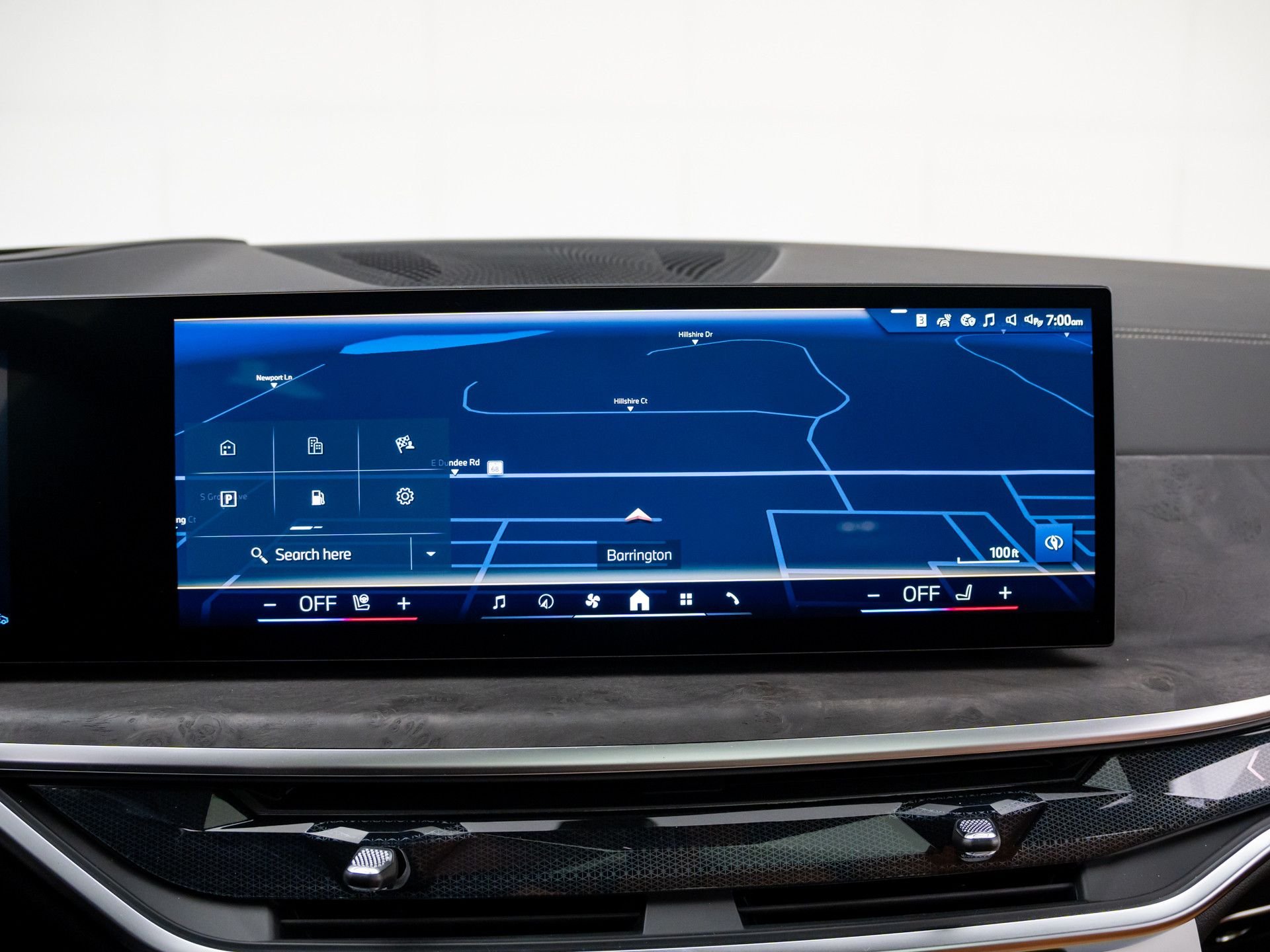 New 2026 Brooklyn Grey Metallic BMW xDrive40i image 25