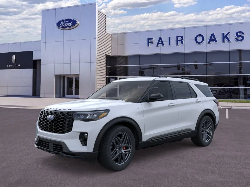 New 2026 Space White Metallic Ford ST-Line image 23