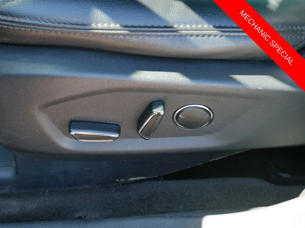 Used 2017 Blue Ford XLT image 14