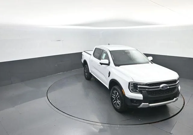 New 2026 Oxford White Ford Lariat® image 24