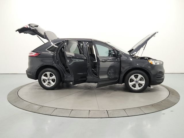Used 2021 Gray Ford SE image 17