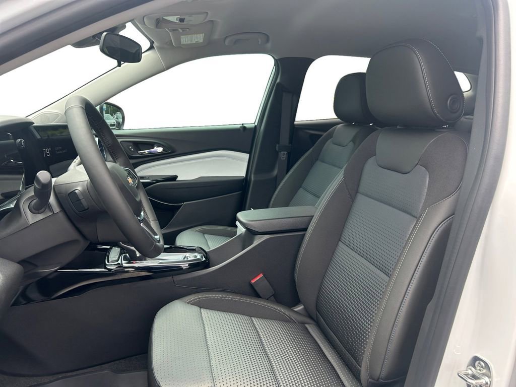 2026 Chevrolet Trax LT - Photo 23