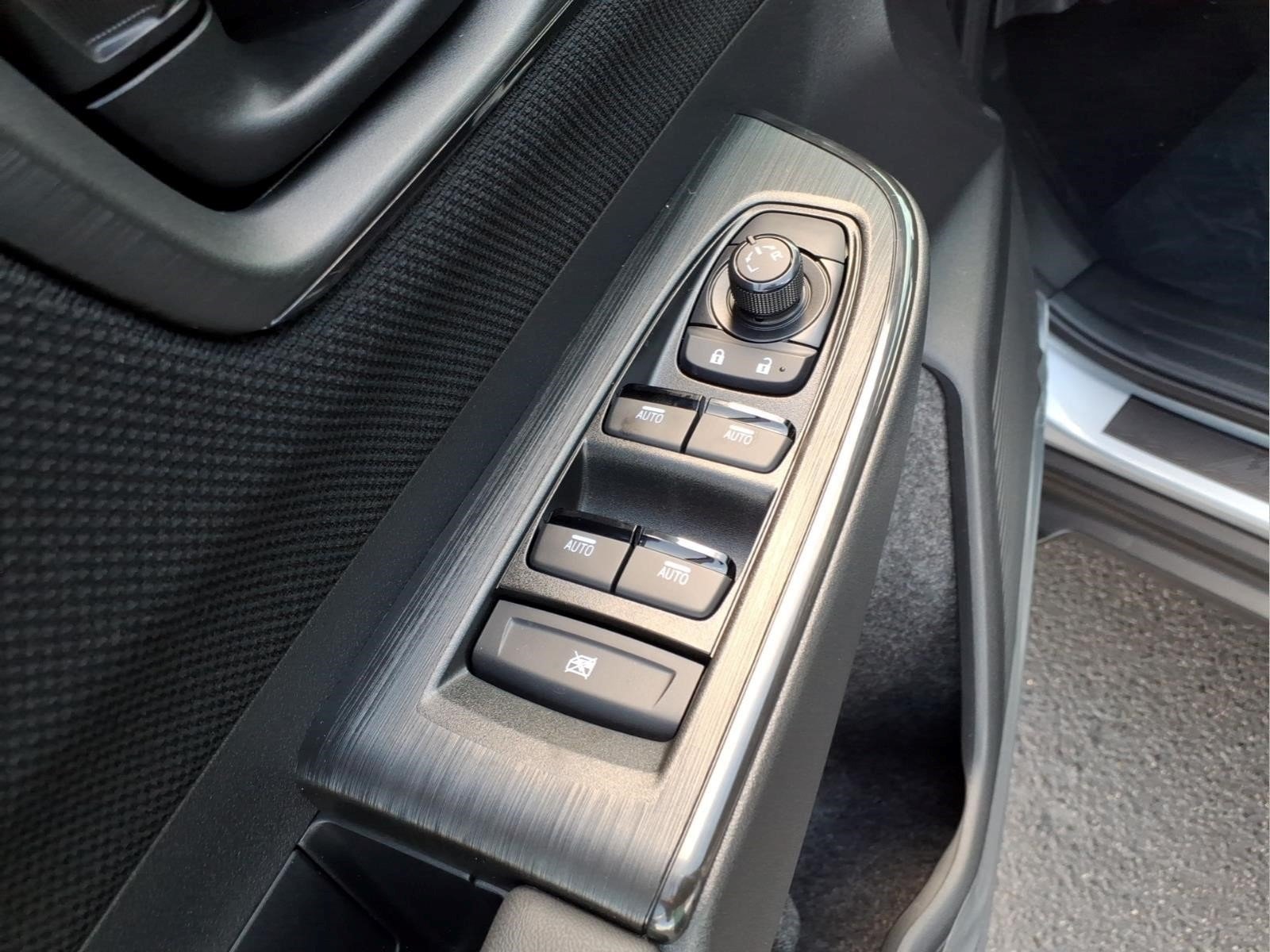 New 2026 ICE SILVER METALLIC Subaru Premium image 11