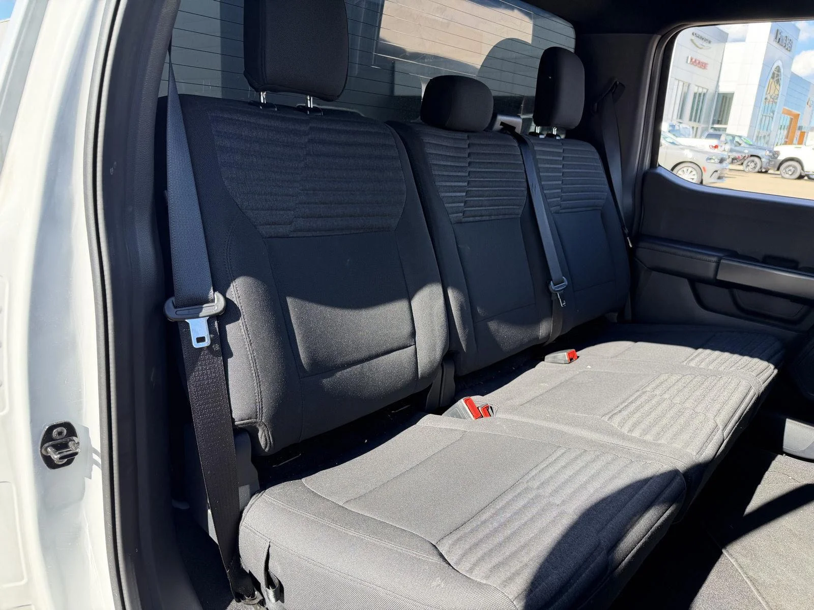 Used 2023 Avalanche Gray Ford XL image 19
