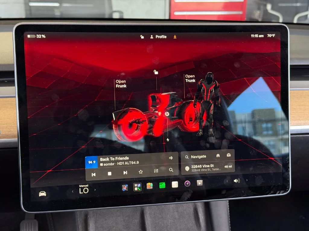 Used 2022 Red Tesla Long Range image 4