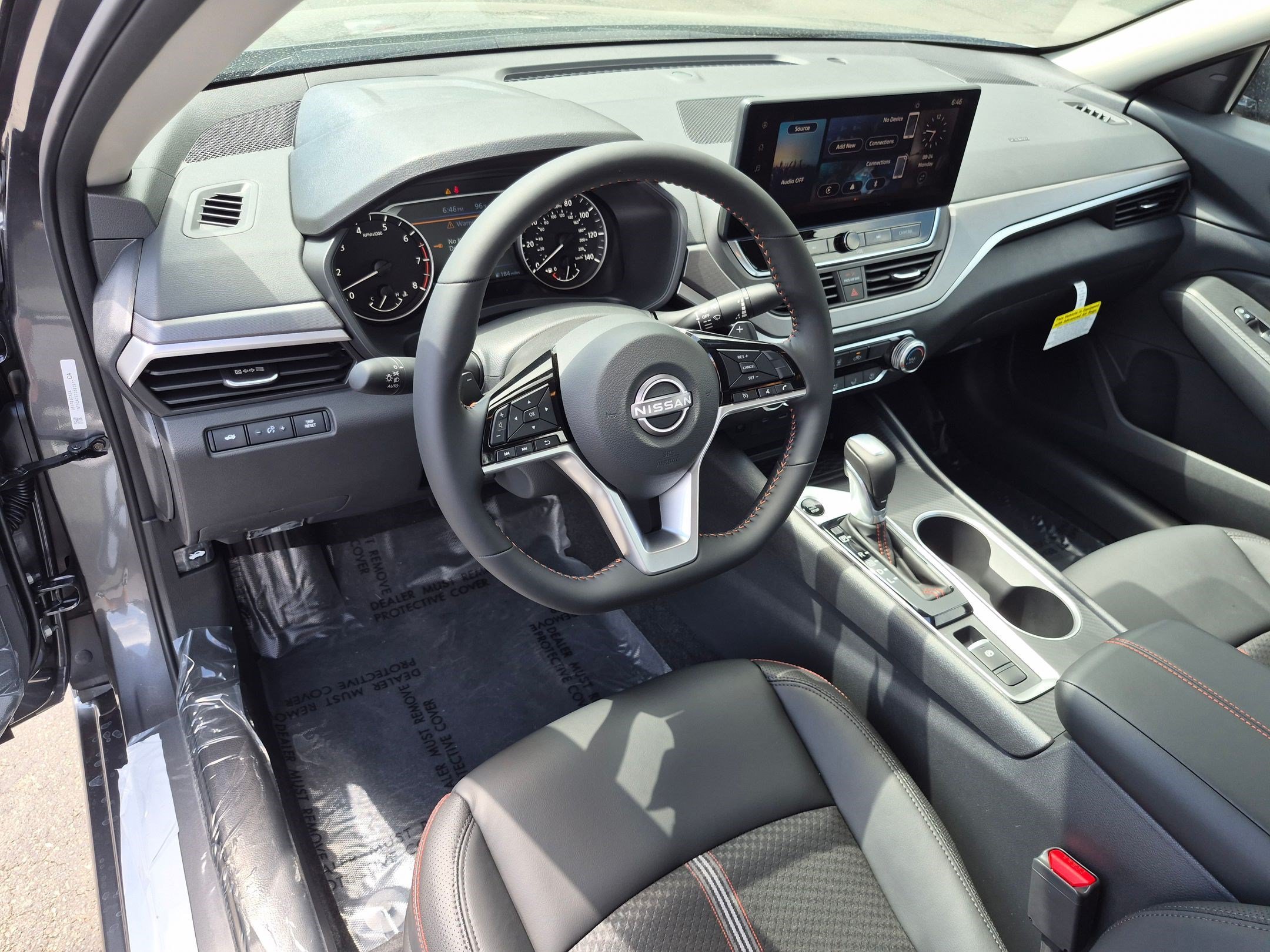 New 2026 Gun Metallic / Super Black Two-tone Nissan SR image 10