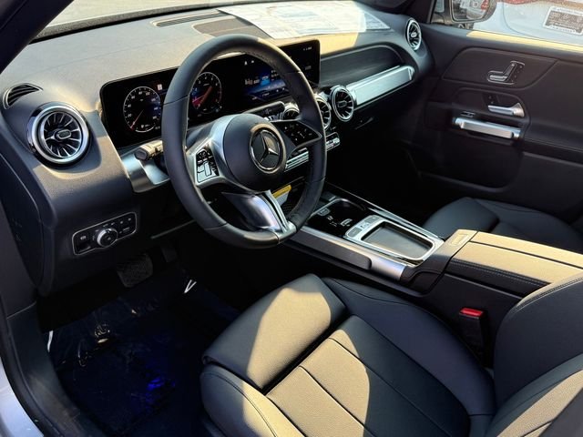 New 2026 Cirrus Silver Metallic Mercedes-Benz GLB 250 image 11