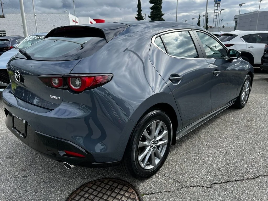 Used 2025  Mazda GS Auto i-ACTIV AWD Only 3,509 km! Like new! Luxur image 7