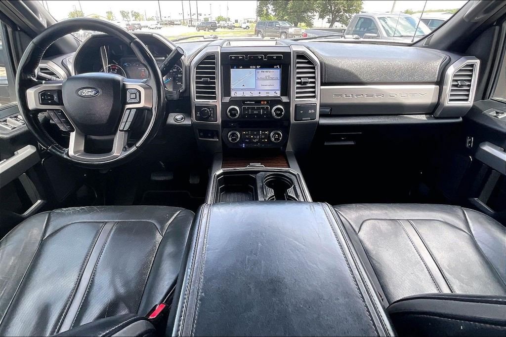 Used 2017 Silver Ford Platinum image 7