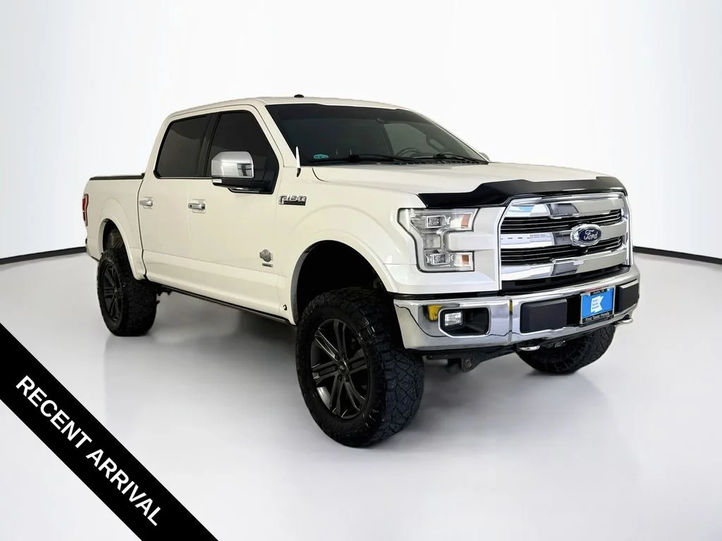 Used 2017 White Platinum Clearcoat Metallic Ford King Ranch image 1