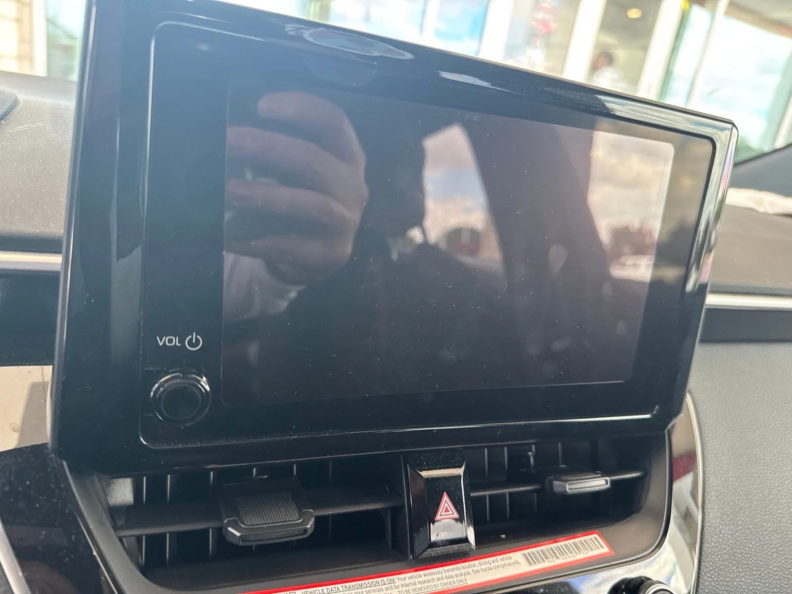 Used 2025  Toyota SE image 9
