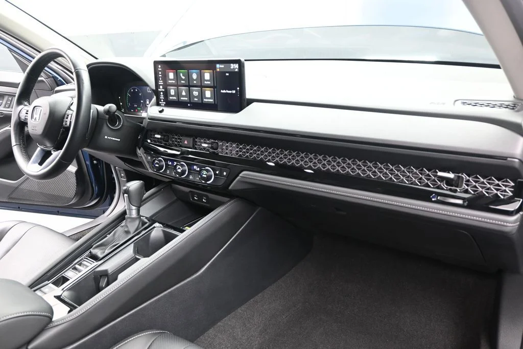 2024 Honda Accord Hybrid Touring - Photo 29
