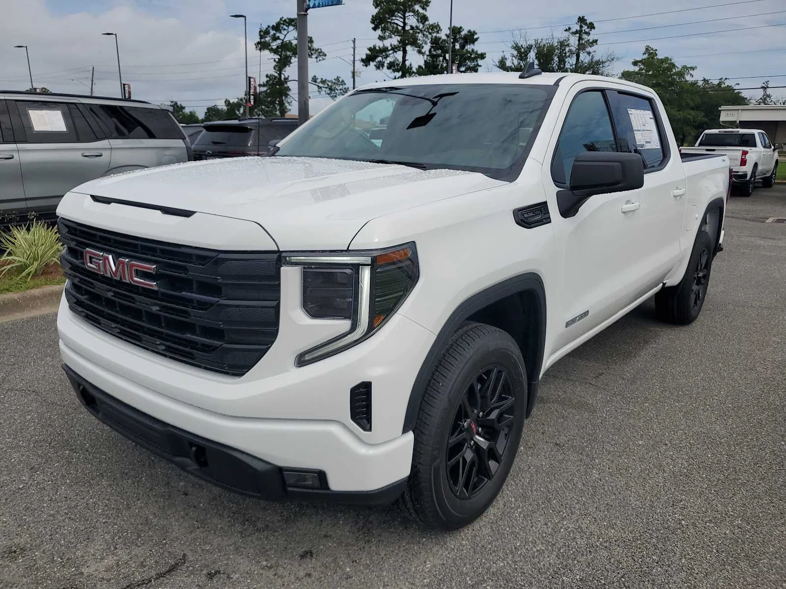 New 2026 Summit White GMC Elevation image 1
