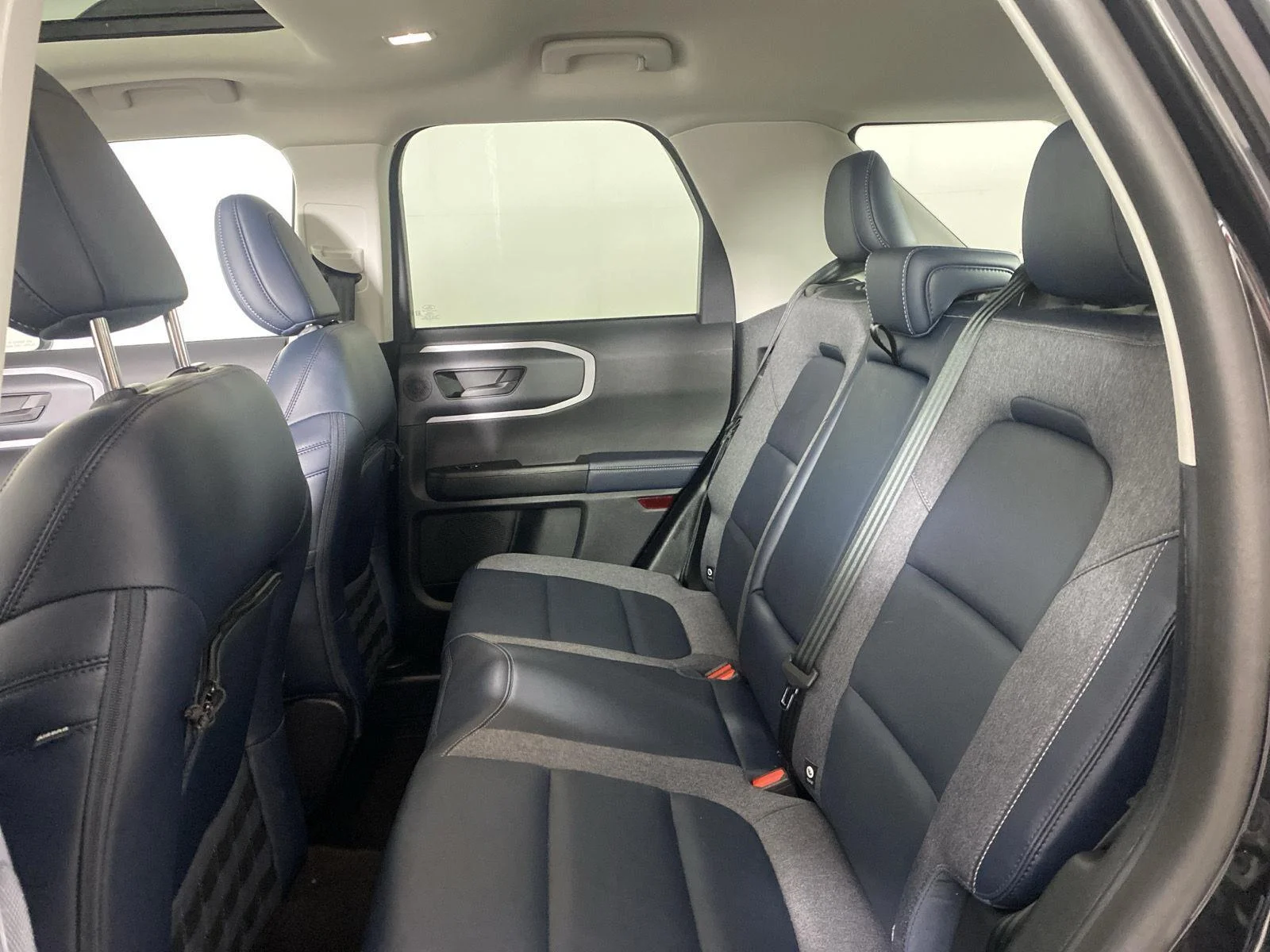 Used 2023 Shadow Black Ford Outer Banks image 27