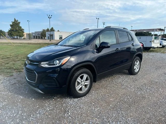 Used 2022 Blue Chevrolet LT image 6