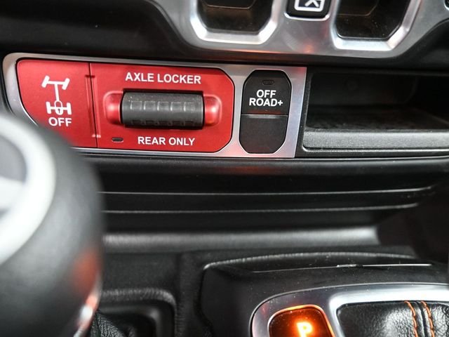 Used 2023 Black Jeep Mojave image 38