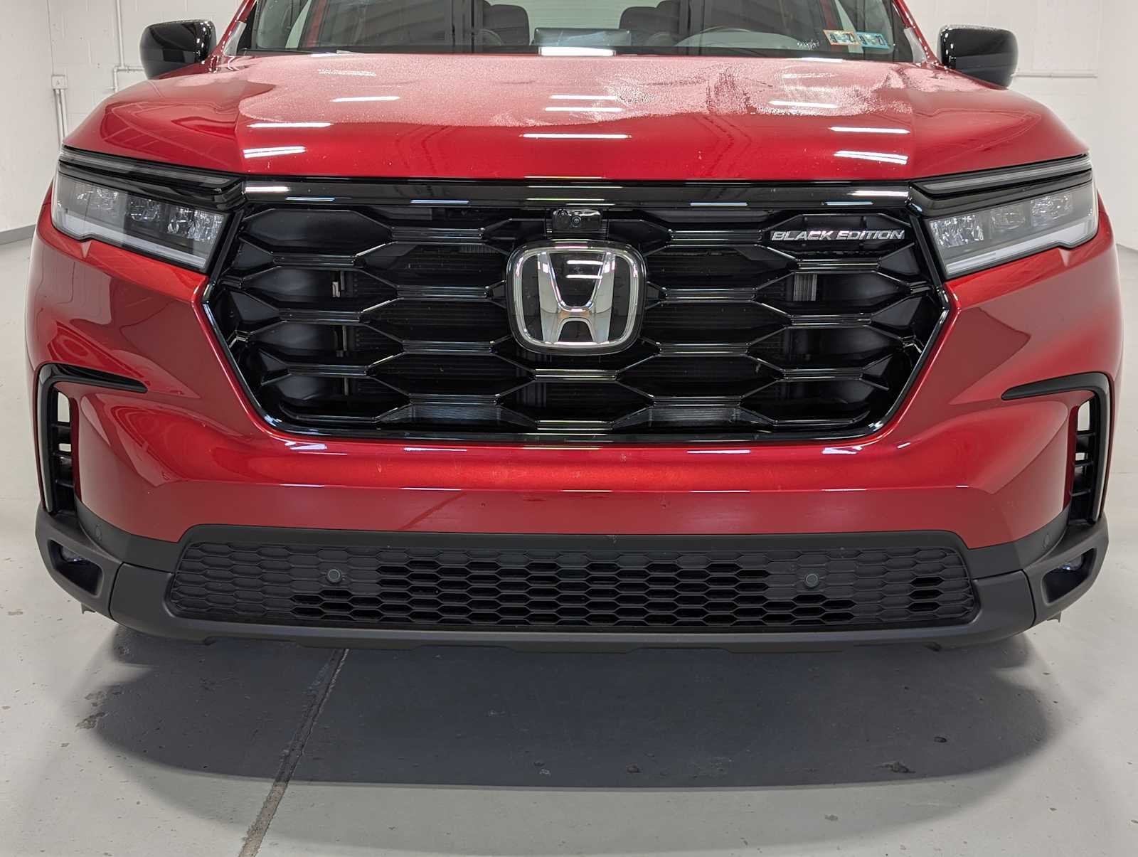 Used 2025 Radiant Red Metallic II Honda Black Edition image 2