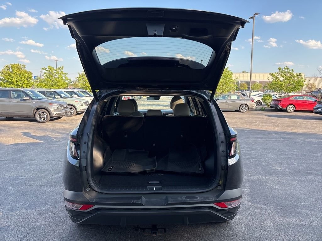 Used 2023 Gray Hyundai SEL image 18