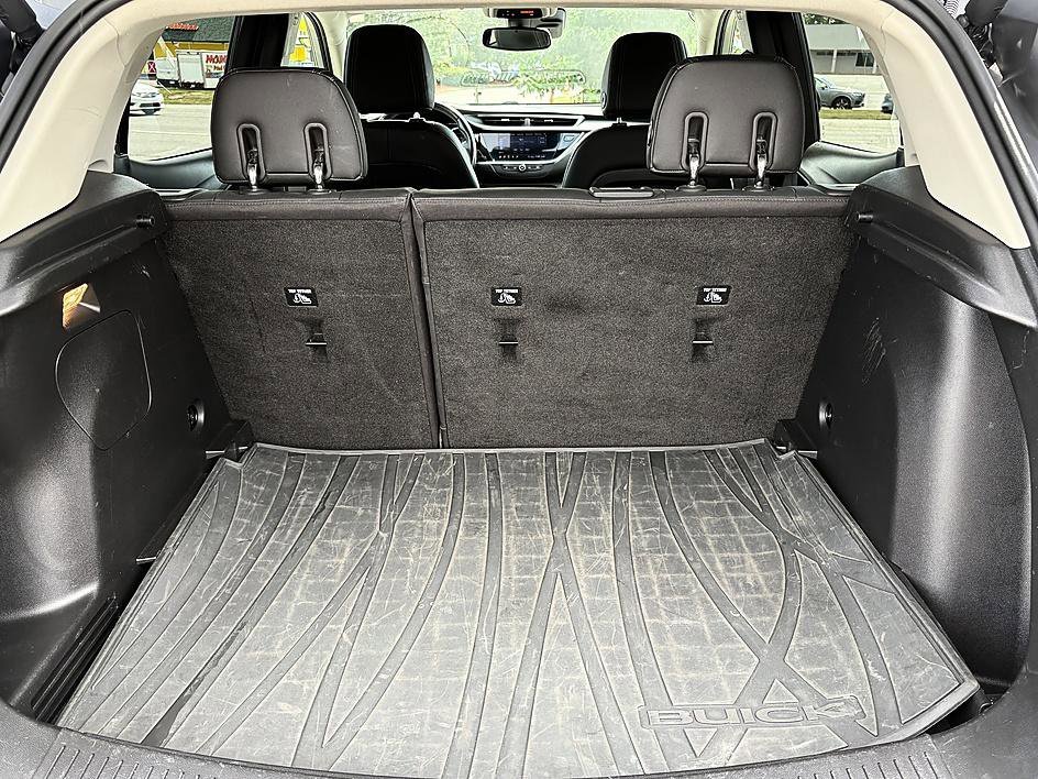 Used 2020 Satin Steel Metallic Buick Essence image 11