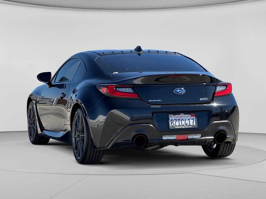 Used 2022 Crystal Black Silica Subaru Limited image 32